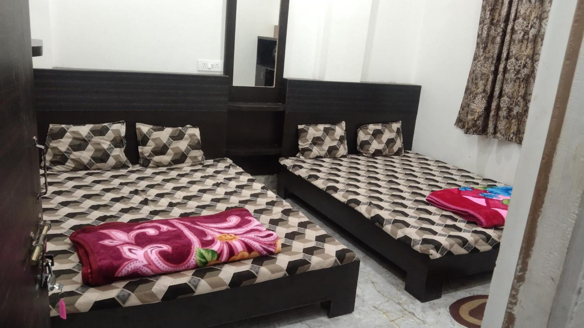 Hotel Mangal Dham, Deoghar Extérieur photo